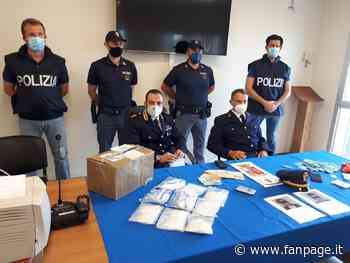 Prato, arrestato “Chen il chimico”: trafficava metanfetamina dall’Olanda nascondendola nei biscotti - Fanpage.it