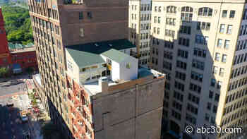 Look inside this hidden Chicago penthouse up for sale