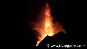 El volcán Etna vuelve a entrar en erupción en la isla de Sicilia - La Vanguardia