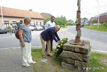 Eerbetoon aan bemanningsleden van gecrashte Lancaster (Ekeren) - Gazet van Antwerpen