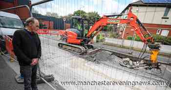 Ground shook 'like an earthquake' as huge sinkhole opened up in Bolton street - Manchester Evening News