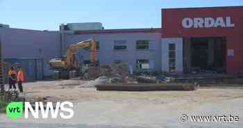 Graafmachine raakt gasleiding in Ranst: omwonenden, winkelpersoneel en klanten geëvacueerd - VRT NWS