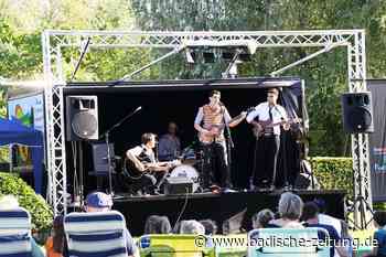 The Mean Musterds füllen den Kenzinger Bürgerpark im Beatles-Look - Kenzingen - Badische Zeitung - Badische Zeitung