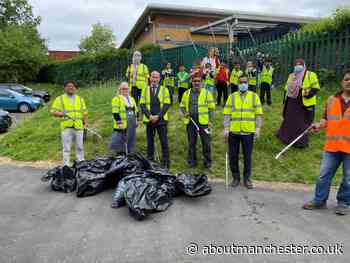 A big Oldham thank for for all the litter pickers - About Manchester