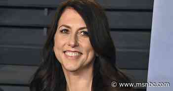 MacKenzie Scott's Amazon wealth grows even as she gives away billions of dollars - MSNBC