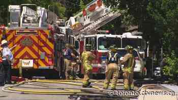 Man dies after fire engulfs home in Vaughan, Ont.