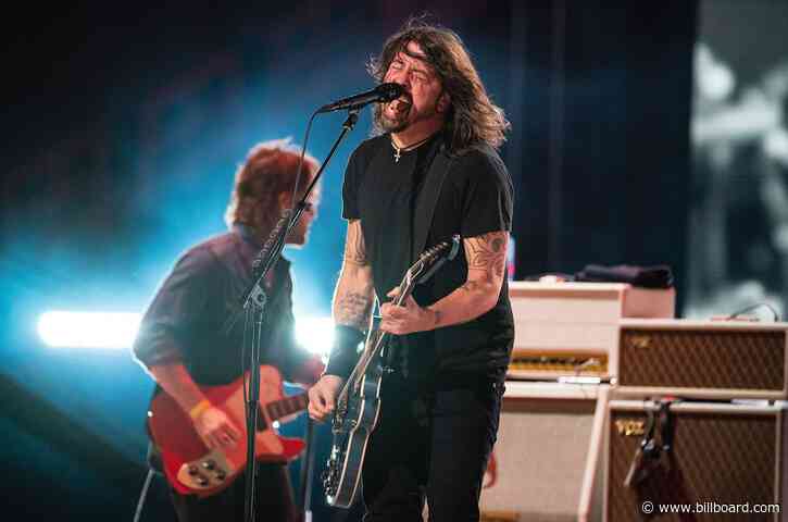 Foo Fighters Concert Protested by Anti-Vaccine Activists, Including Ricky Schroder