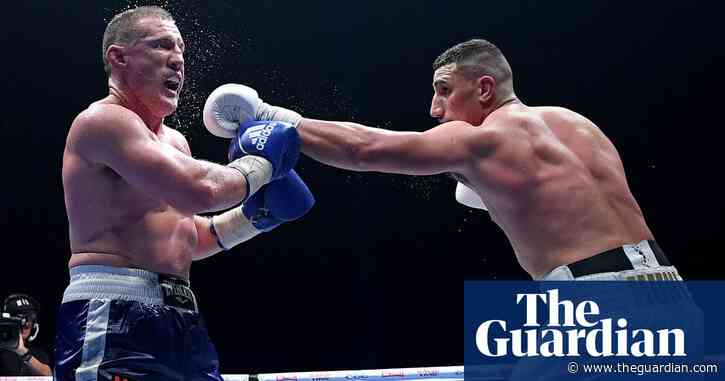Battered Paul Gallen finally succumbs to Justis Huni onslaught in final round
