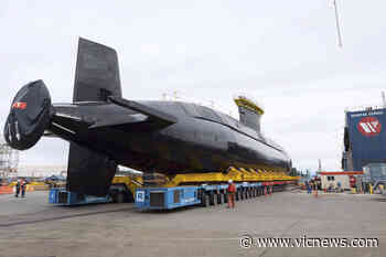 WATCH: Navy surveillance submarine returning to Victoria waters – Victoria News - Victoria News