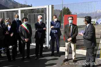 Fontana e Bertolaso in visita al centro vaccini di Clusone - Araberara - Araberara