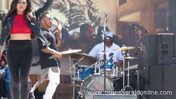 June 17 Arts and Entertainment Source: Nothing like getting the ol’ gang back together - Vallejo Times-Herald