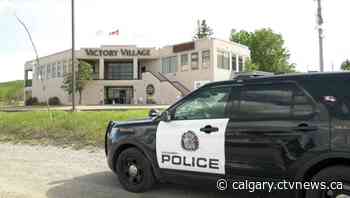 Suspect arrested, 2 taken to hospital following random stabbing inside Calgary church - CTV Toronto