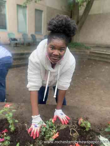 At School No. 9, students find peace with new greenspace