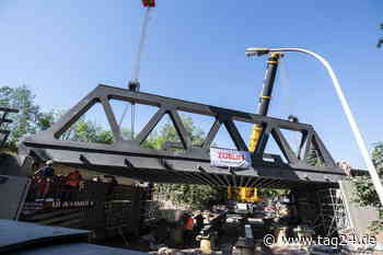 160 Tonnen schwer! Neue Bahnbrücke schwebt in Chemnitz ein - TAG24