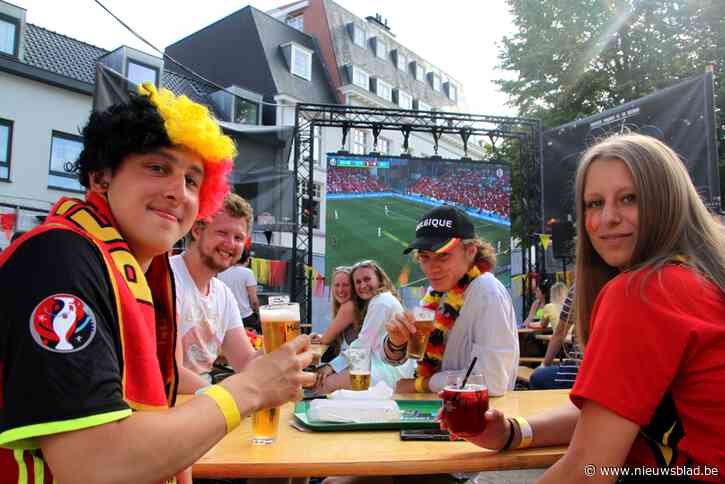 Jongeren genieten bij Zwarte Ruiter