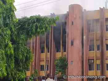 BREAKING: Fire engulfs NYSC office in Asaba - NIGERIAN TRIBUNE