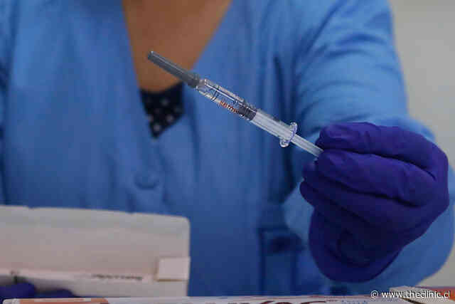 Llegan más de 450 mil dosis de vacuna Pfizer: Parte del cargamento está destinado para menores del Sename