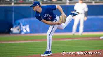 Blue Jays' Ross Stripling apologizes after calling out teammate Joe Panik for misplay