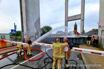 Warmte doet brugdek van Brielenbrug een centimeter uitzetten: brug zakt niet meer