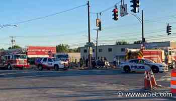 Crews responding to multi-vehicle crash on Mt. Read Blvd