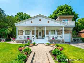 My Big Fat Greek Wedding's Toronto house can be yours - Toronto Sun