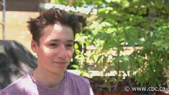This Toronto teen spent the pandemic growing tomato plants -- more than 100 of them - CBC.ca