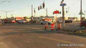 4 injured in crash on Mt. Read Blvd