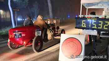 La Mille Miglia a Prato: carrellata di auto d’epoca e vetrina per tanti vip - Il Tirreno