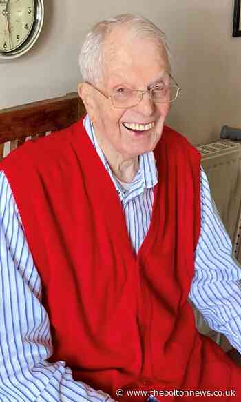 Tributes to lifelong Wanderers fan Frank Arcus, who has died aged 102