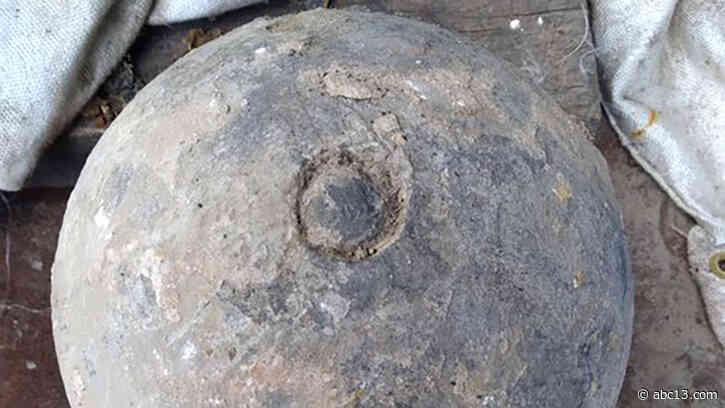 80-pound cannonball found in downtown Houston could date back to Civil War era - KTRK-TV