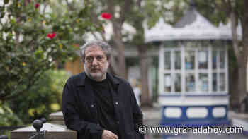 Javier Olivares, creador de ‘El Ministerio del Tiempo’ visita Granada para recoger el Premio Viajero en el Tiempo de Gravite - Granada Hoy