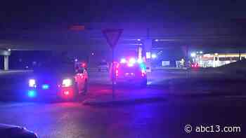 Man struck and killed on South Sam Houston Parkway in hit-and-run crash - KTRK-TV