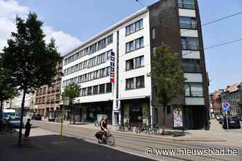 Familie Proost verkoopt supermarkt in Lange Leemstraat aan Jumbo