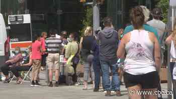 Regina, Saskatoon mayors place friendly wager on whose city will have best 1st dose rate by July 1