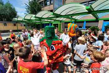 En ‘The Masked Teacher’ is...