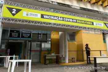 Covid-19: Prefeitura de Belo Horizonte suspende vacinação em drive-thru da UFMG por falta de doses - Rádio Itatiaia