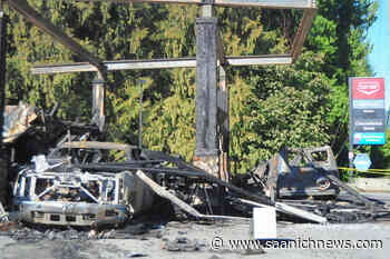 VIDEO: Camper van explosion burns Vancouver Island gas station to the ground - Saanich News