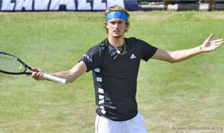 Alexander Zverev reacts to early Halle exit
