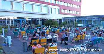 Bürgerinitiative Stadtmitte in Neunkirchen veranstaltet Konzerte am Rathaus - Saarbrücker Zeitung