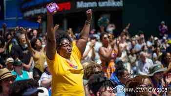 Cheers and quiet reflection from U.S. crowds marking Juneteenth