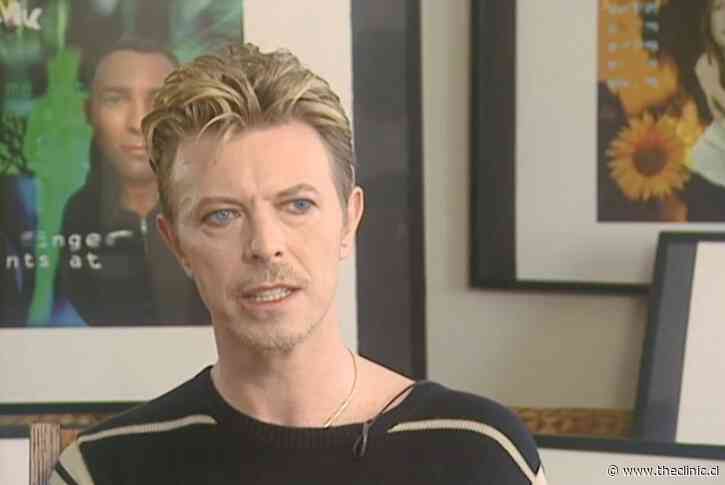 FOTO. La pintura de David Bowie que fue adquirida en un basurero por cuatro dólares: ahora se subasta por miles