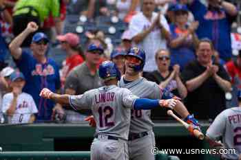 Lindor Breaks Out, 5 RBIs Lead Mets Over Nats 5-1 in Opener