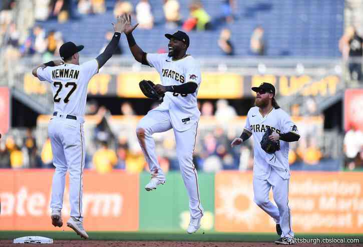 Perez, Reynolds Home Runs Power Pirates Past Indians, 6-3