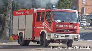Incendio in zona Appio, evacuate cento persone e salvata persona disabile - RomaDailyNews - RomaDailyNews