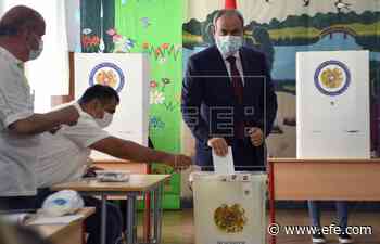 Abren los colegios en las elecciones parlamentarias anticipadas de Armenia - Agencia EFE