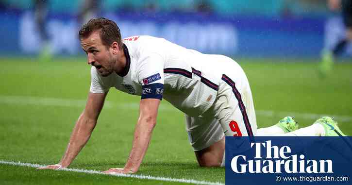 Harry Kane left looking out of place as system built around him fails to click | Jonathan Liew
