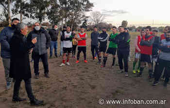 Pipo Gorosito visitó el Club Escocia de Tigre junto a Lázaro Flores - InfoBan