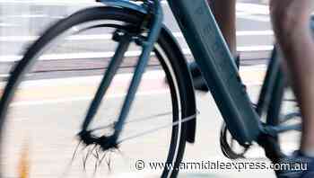 Police borrow bikes to chase teenagers - Armidale Express