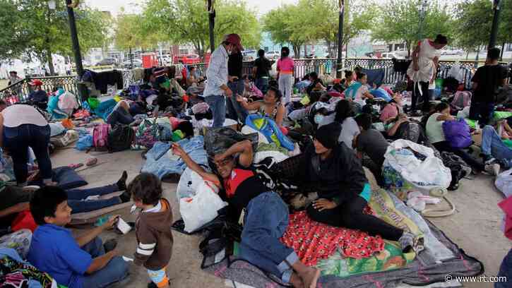 Shootings in Mexico-US border town leave at least 18 dead as mass crossings & crime spike force Texas to launch security crackdown