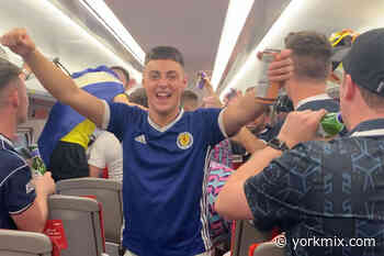 Video: Anger as passengers without masks crowd onto York train, flouting alcohol ban - YorkMix